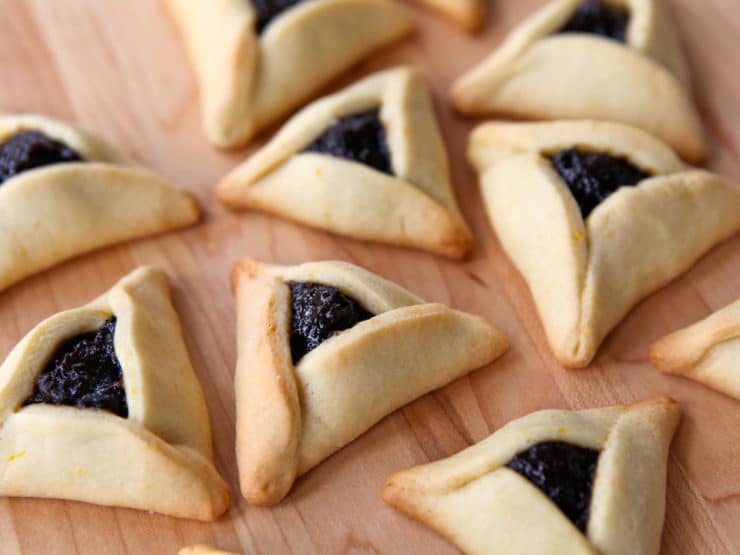 Prune-Hamantaschen-Close