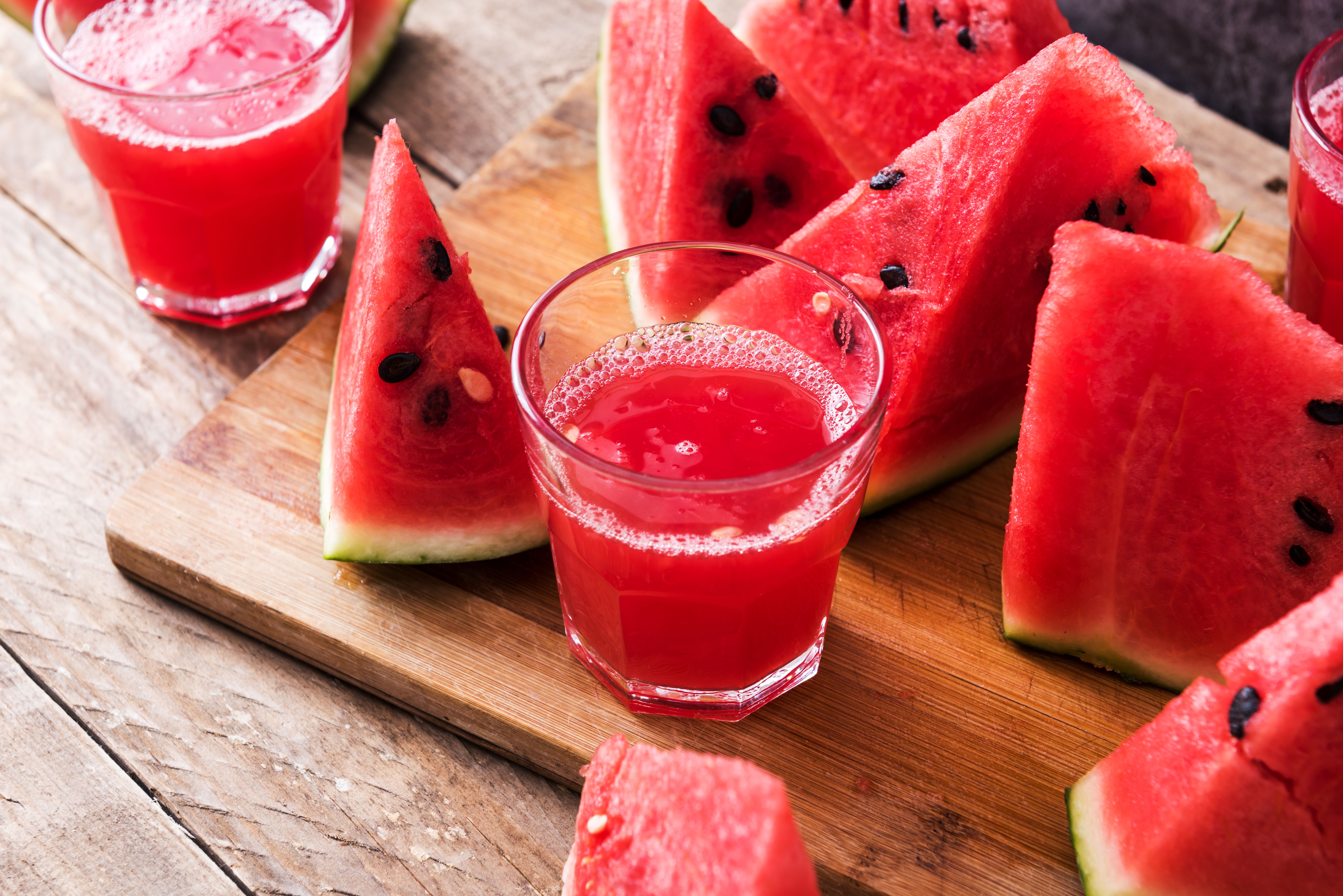 fresh-watermelon-juice--homemade--fruit--slices--1271653820-6381e52c8a63488888b0f964d43886da