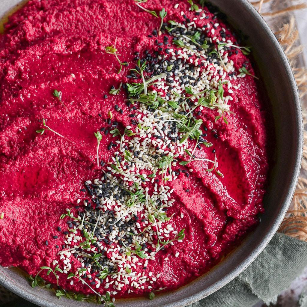 beetroot hummus (1)